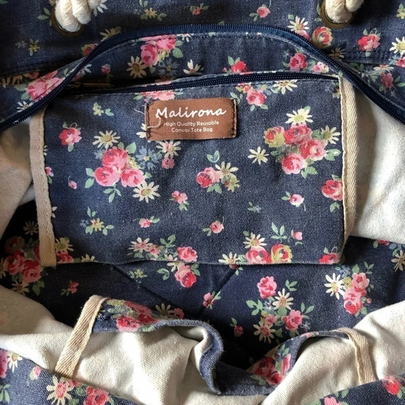 Malirona Floral  Canvas Weekend Bag - Picture 6 of 11